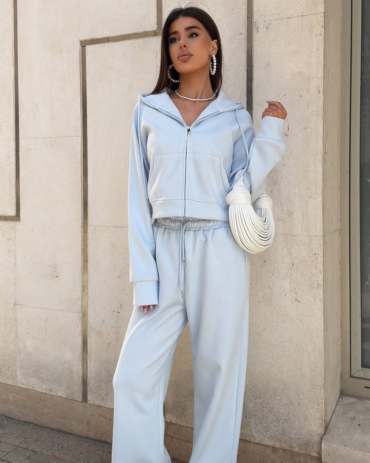 Women's sporty jumpsuit with cropped jacket and wide pant design Lisslune