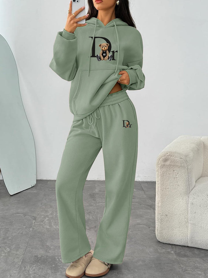 Women's casual hoodie suit with a charming bear motif and comfortable fit Lisslune