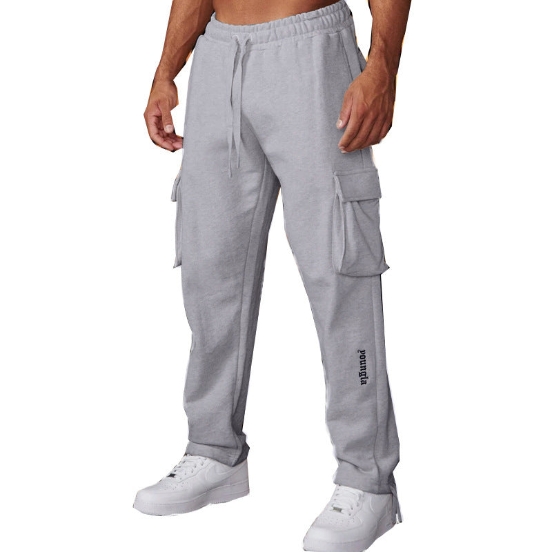 Men's cargo jogging pants made of soft, breathable material with an elastic waistband and practical pockets Lisslune