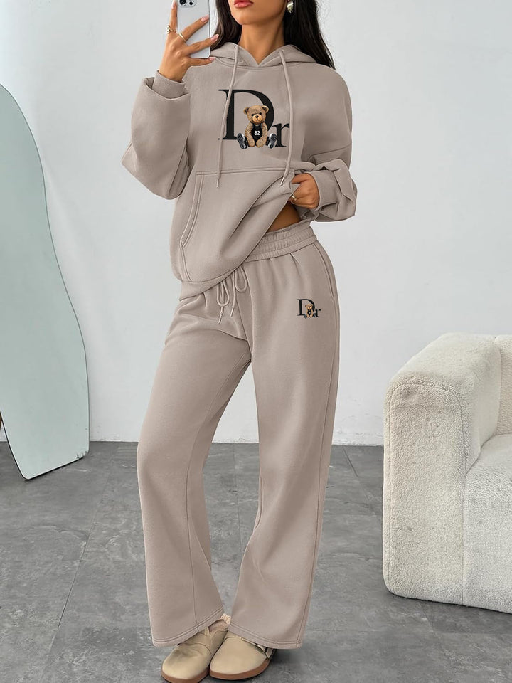 Women's casual hoodie suit with a charming bear motif and comfortable fit Lisslune