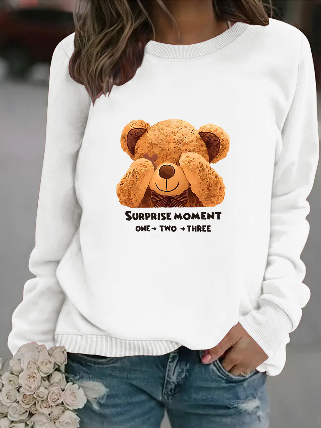 Women's sweatshirt with cute bear design and modern lettering Lisslune