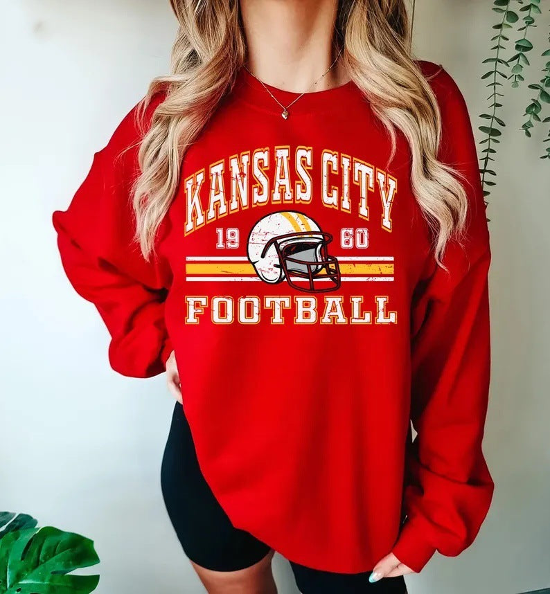 Women Oversized Sweatshirt with nostalgic football motif Lisslune