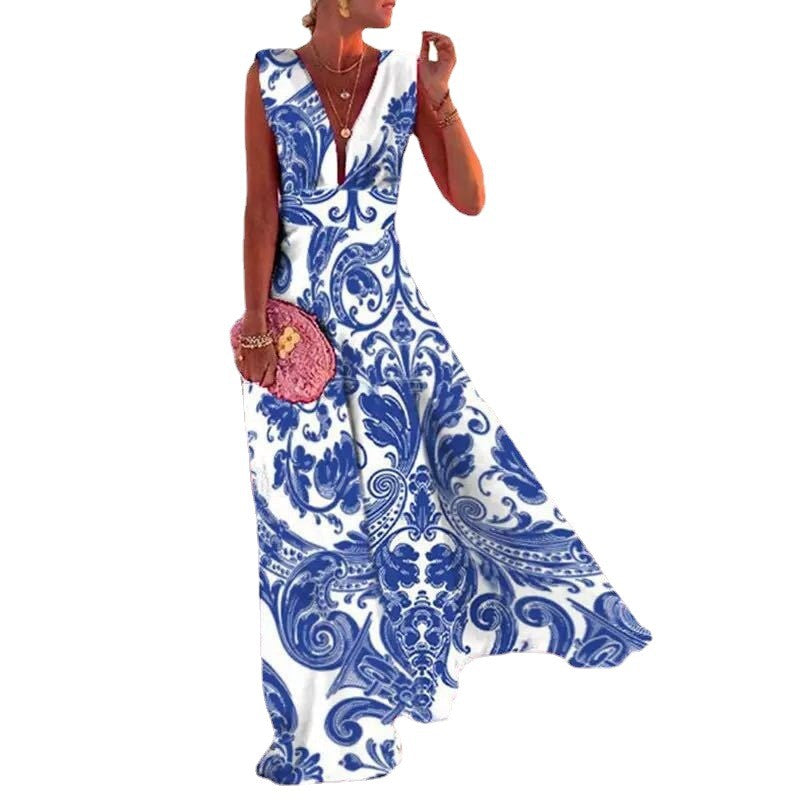 Women's maxi dress with geometric cut and deep V-neck