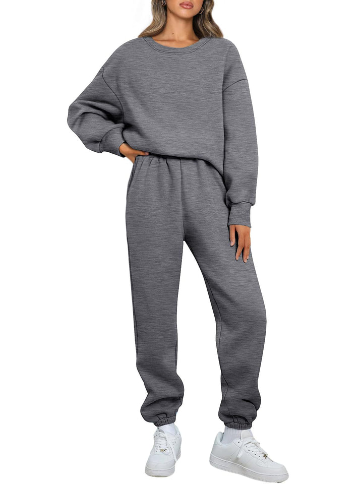 Women's comfortable leisure suit with oversized cut and elastic waistband Lisslune