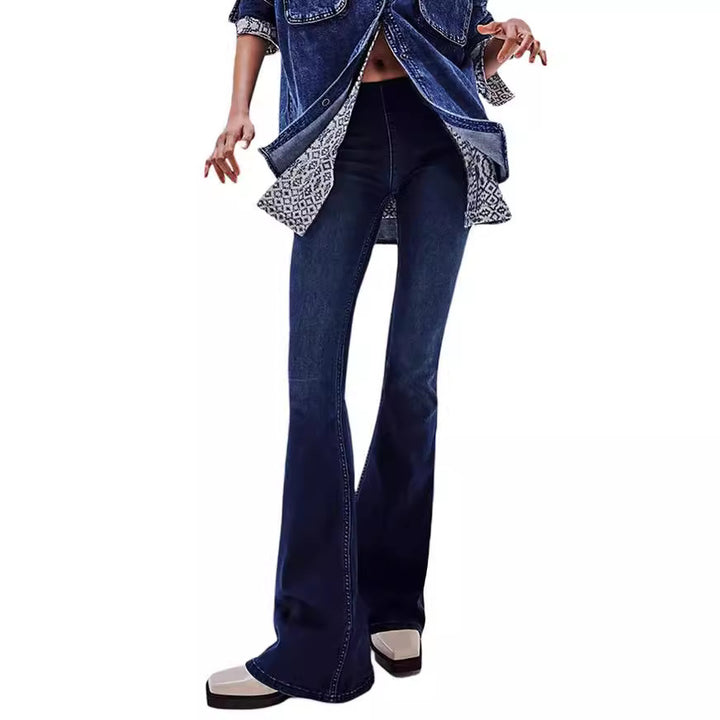 Women's Flared Jeans in a casual fit with a high waistband and flattering silhouette Lisslune