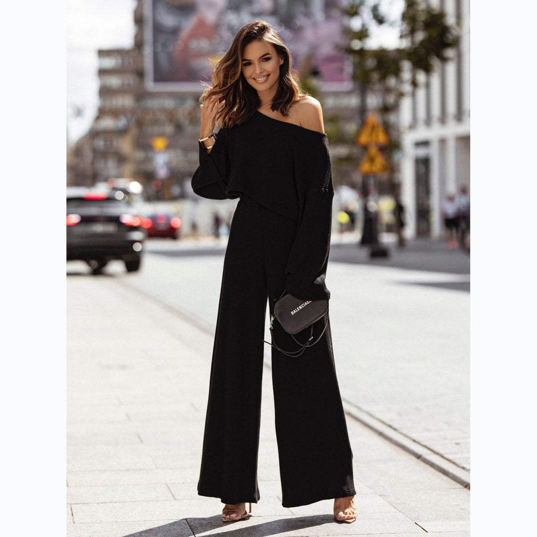 Women's Casual Two-Piece Set with Soft Fabric and Fashionable Oversized Sleeves
