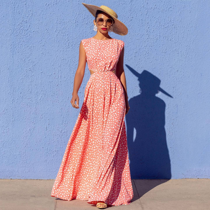 Women's maxi polka dot dress with sophisticated cut and elegant details