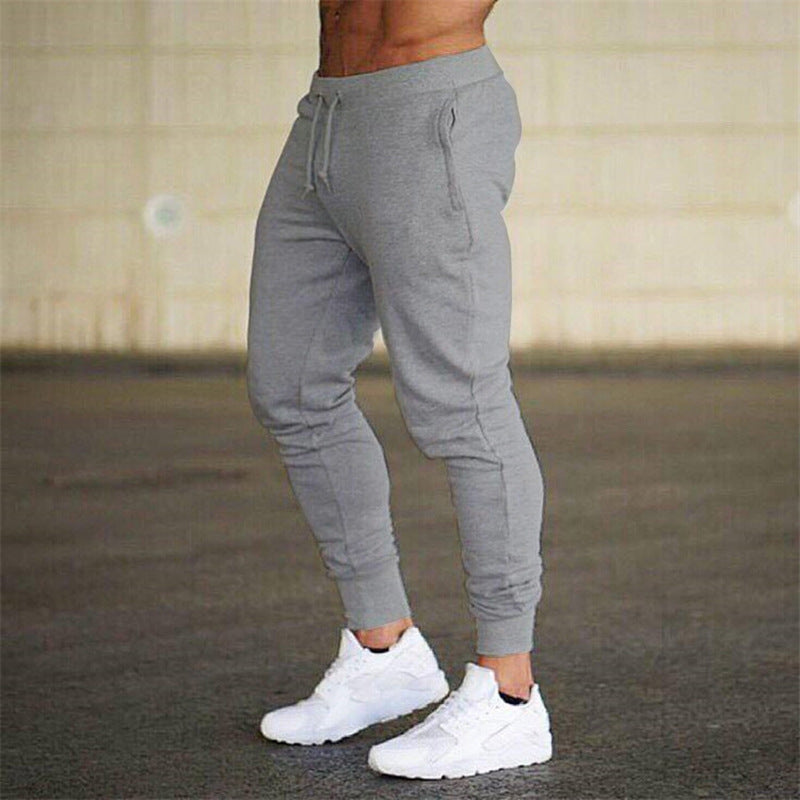 Men's sporty jogging pants with modern cut and practical pockets Lisslune