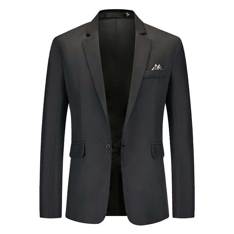 Men's elegant blazer with structured design and fine details Lisslune