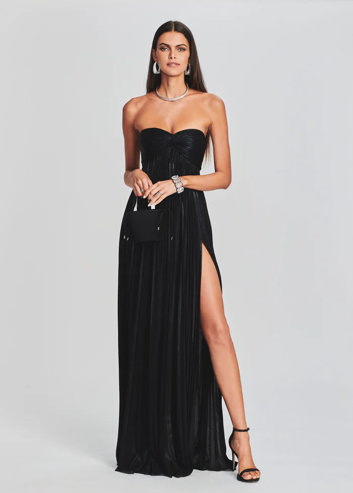 Women's evening dress with off-shoulder design and elegant slit Lune London