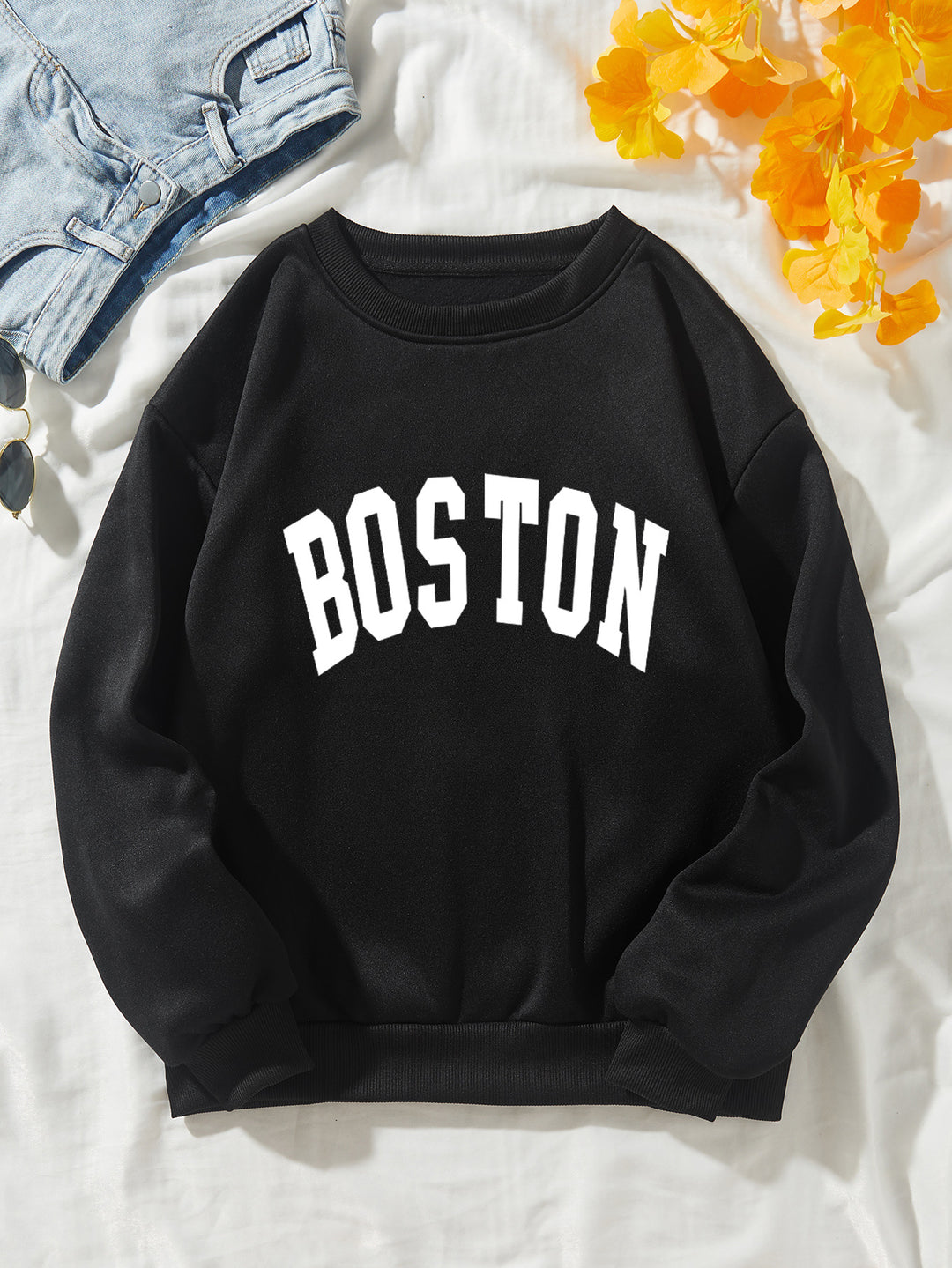 Women casual sweatshirt with Boston print Lisslune