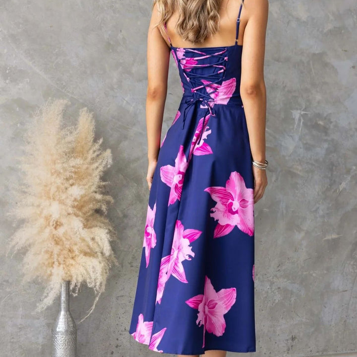Women’s maxi dress with floral pattern and refined ruffle detail