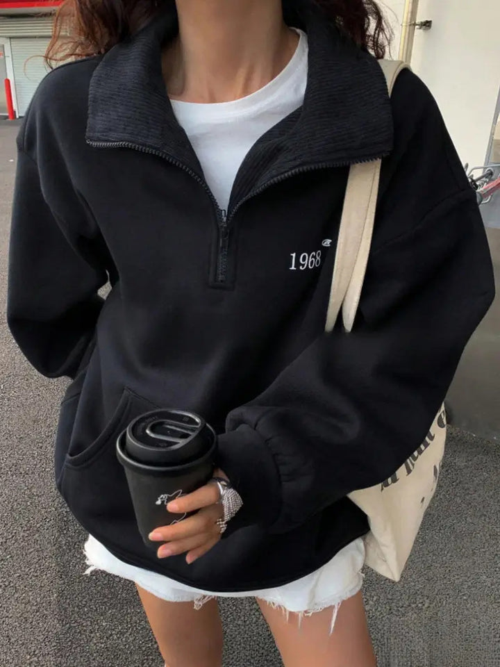 Women's sporty sweater with high collar and zipper Lisslune