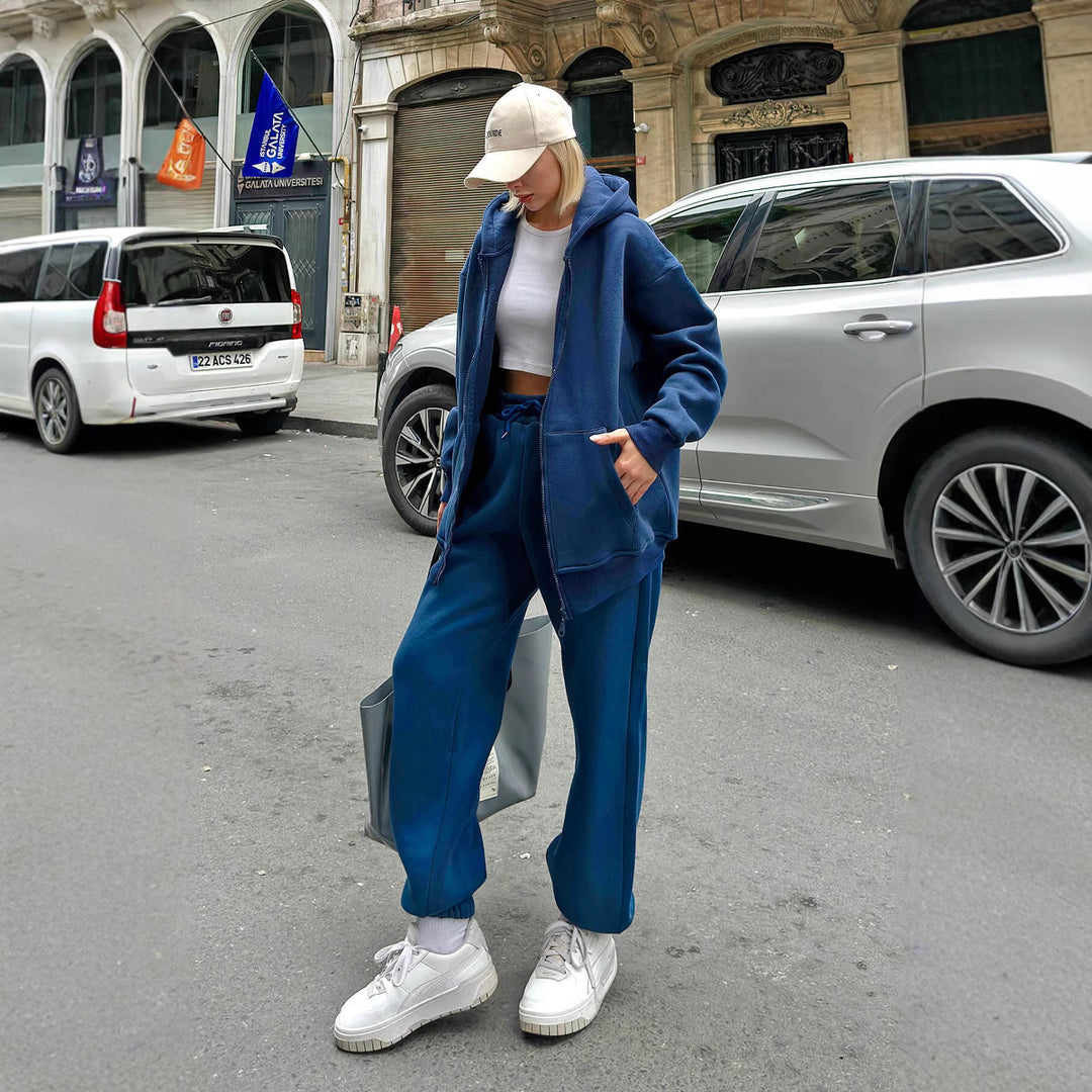 Ladies sporty fleece set with hood and wide pants Lisslune