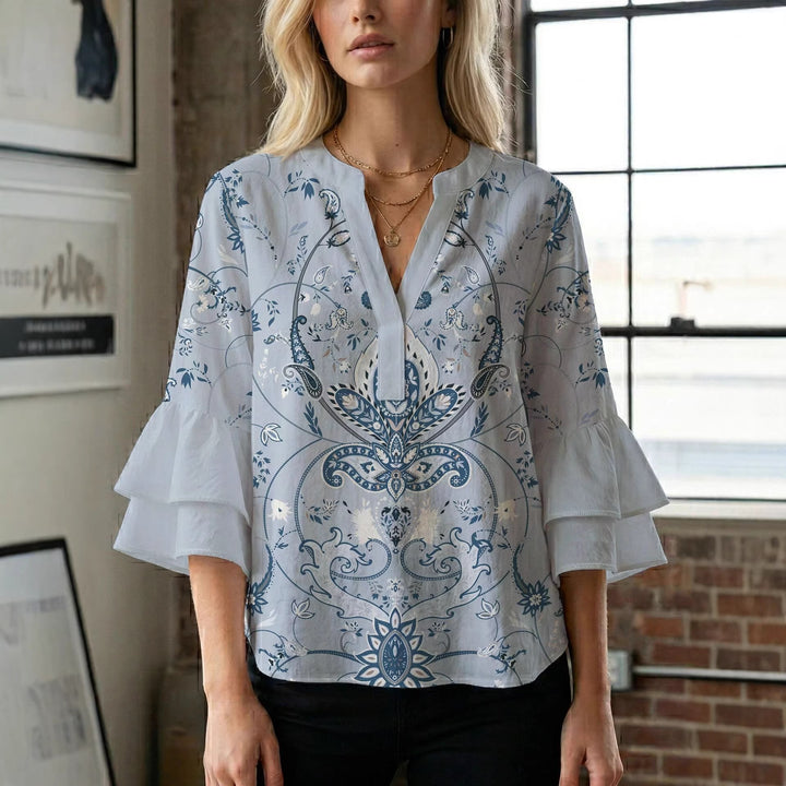 Ladies blouse with beautiful floral design Lisslune