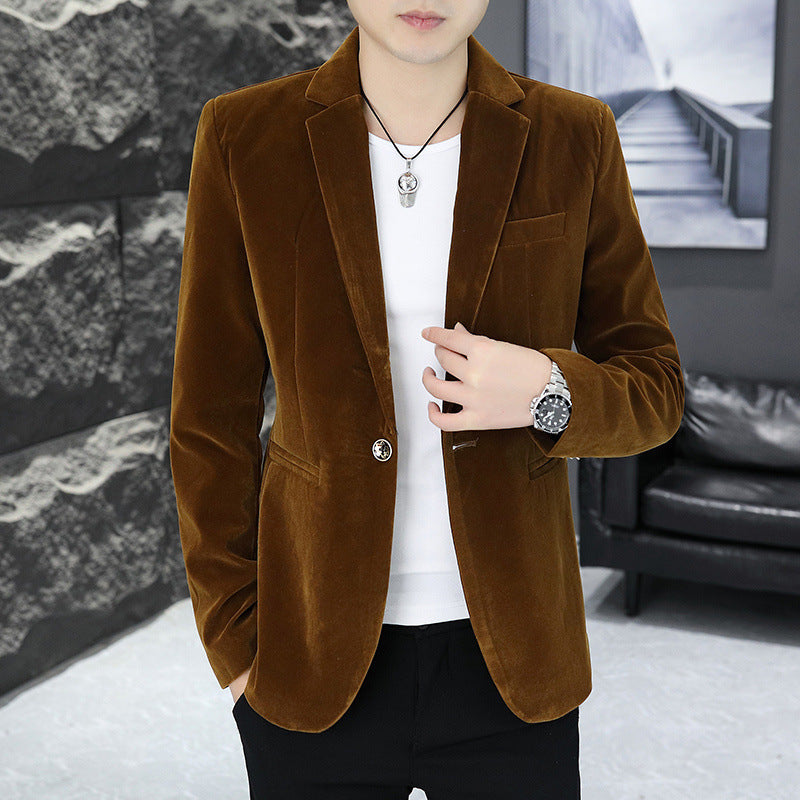 Men's velvet blazer with an elegant cut and characteristic buttons Lisslune