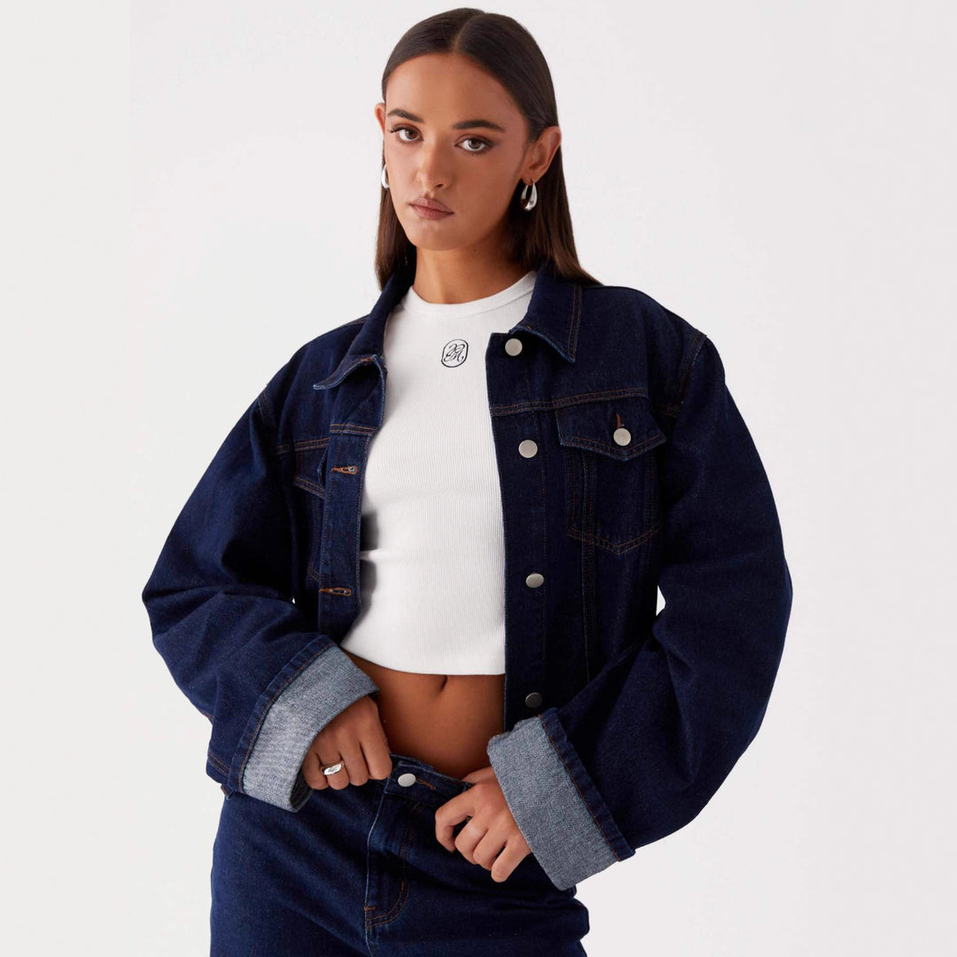Damen trendige Denimjacke im lässigen Schnitt mit aufgesetzten Taschen und Knopfdetails Lisslune