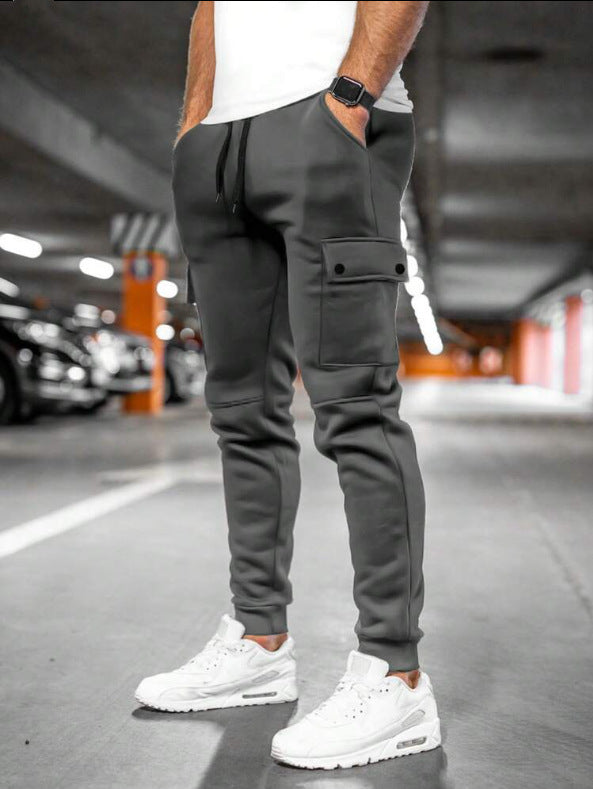Men's sporty cargo jogger pants with practical side pockets Lisslune