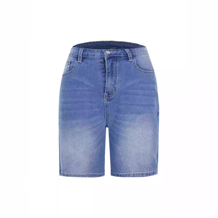 Women’s denim shorts with a casual cut and casual details Lisslune