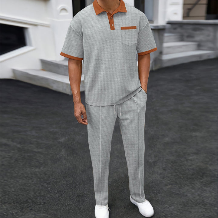 Men's sporty leisure set with contrast details and practical chest pocket Lisslune