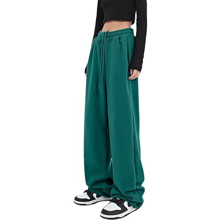 Ladies loose-fitting leisure pants made of soft sweat material with practical pockets Lisslune