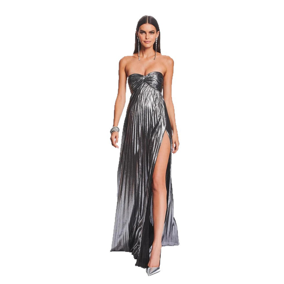 Women's evening dress with off-shoulder design and elegant slit Lune London