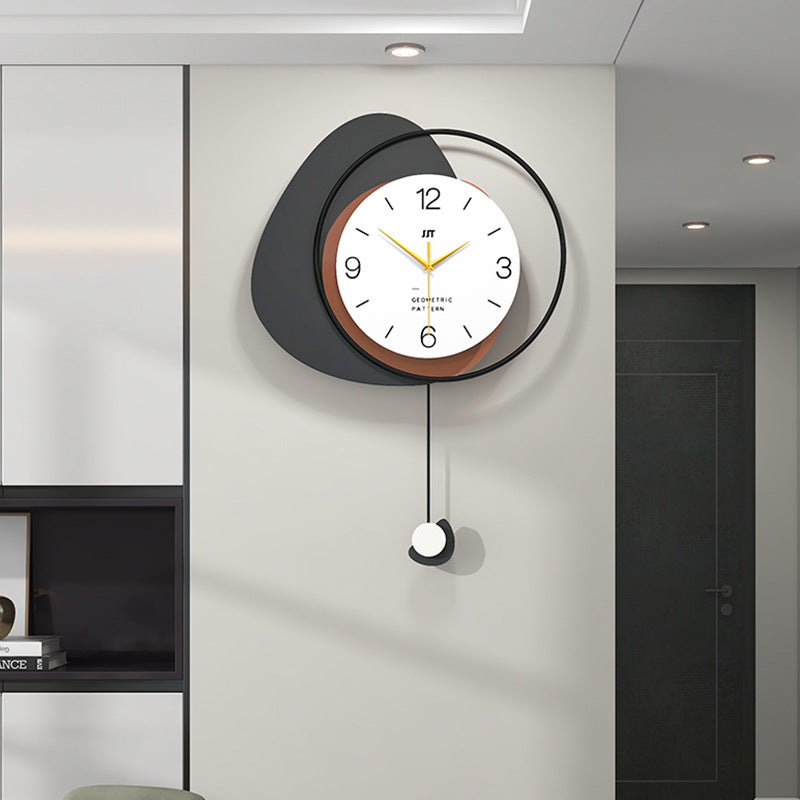 Lisslune | TimeSwing - Modern geometric pendulum clock