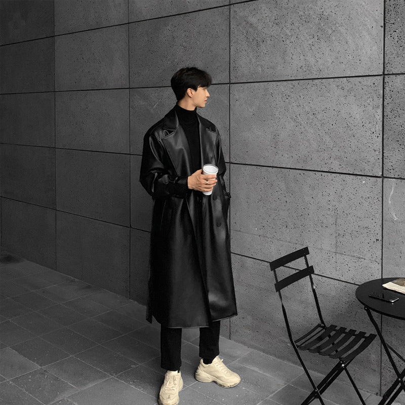 Men's fashionable long trench coat made of high-quality synthetic leather with an elegant cut Lisslune