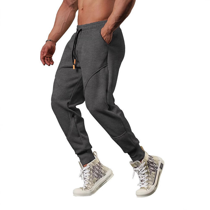 Men's sporty jogging pants with ergonomic cut and stylish accents Lisslune
