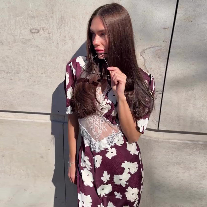 Women's maxi dress with elegant lace and floral pattern appliqué