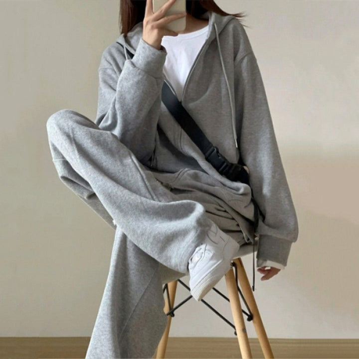 Women's Urban Lounge Set with Hoodie and Wide Jogging Pants Lisslune