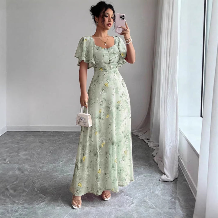 Women’s maxi dress with flowing cut and romantic floral pattern Lisslune