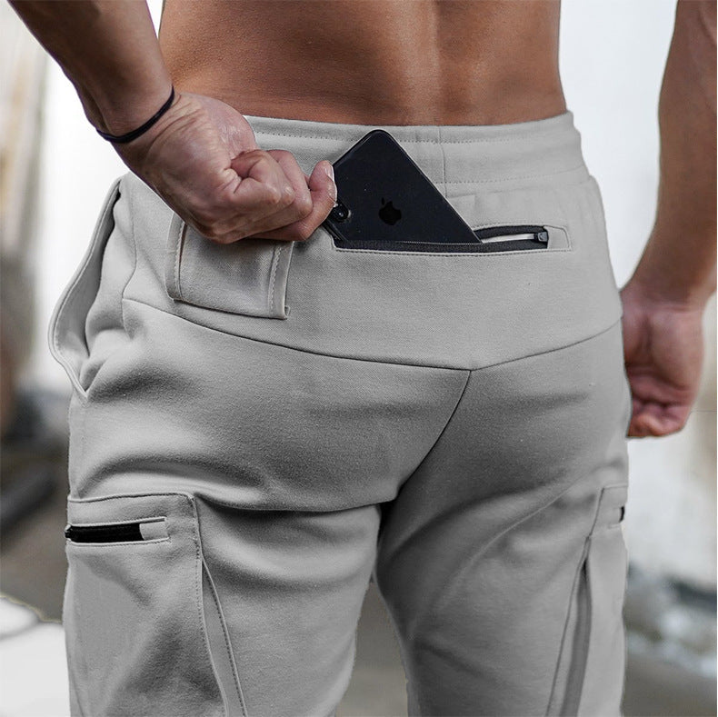 Men's cargo joggers with practical zip pockets and modern cut Lisslune