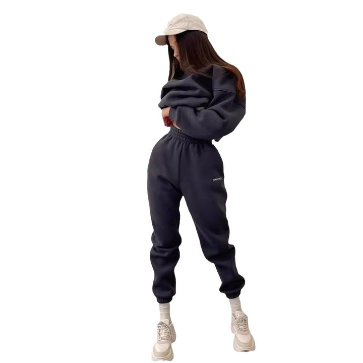 Women's sporty set with round neck and elastic waistband Lisslune