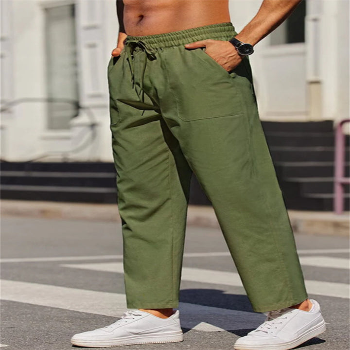 Men's leisure pants made of lightweight, breathable material with elastic waistband and practical pockets Lisslune