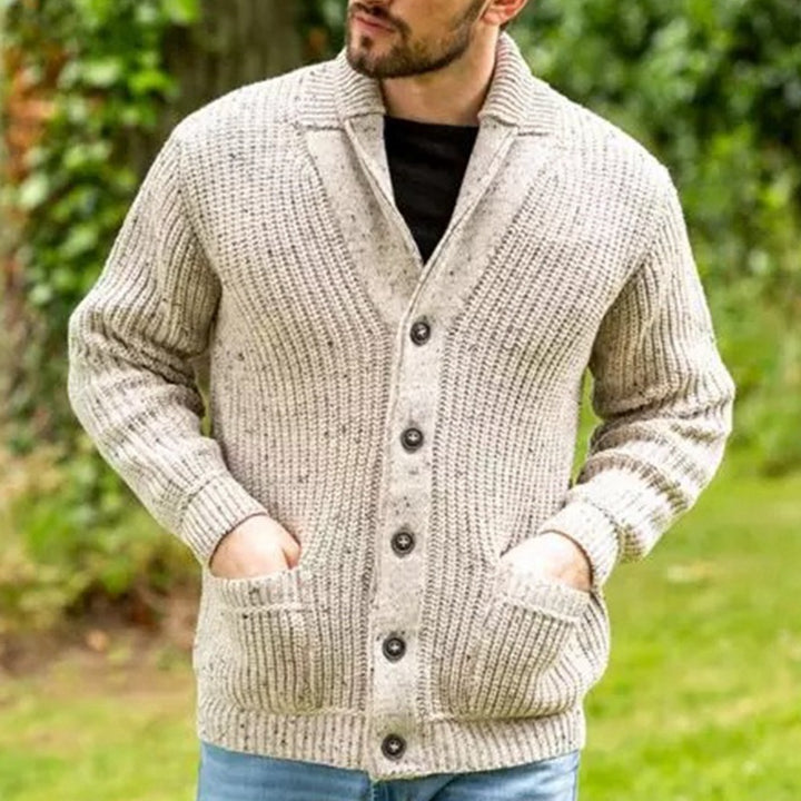 Men's cardigan with modern cut and practical pockets Lisslune