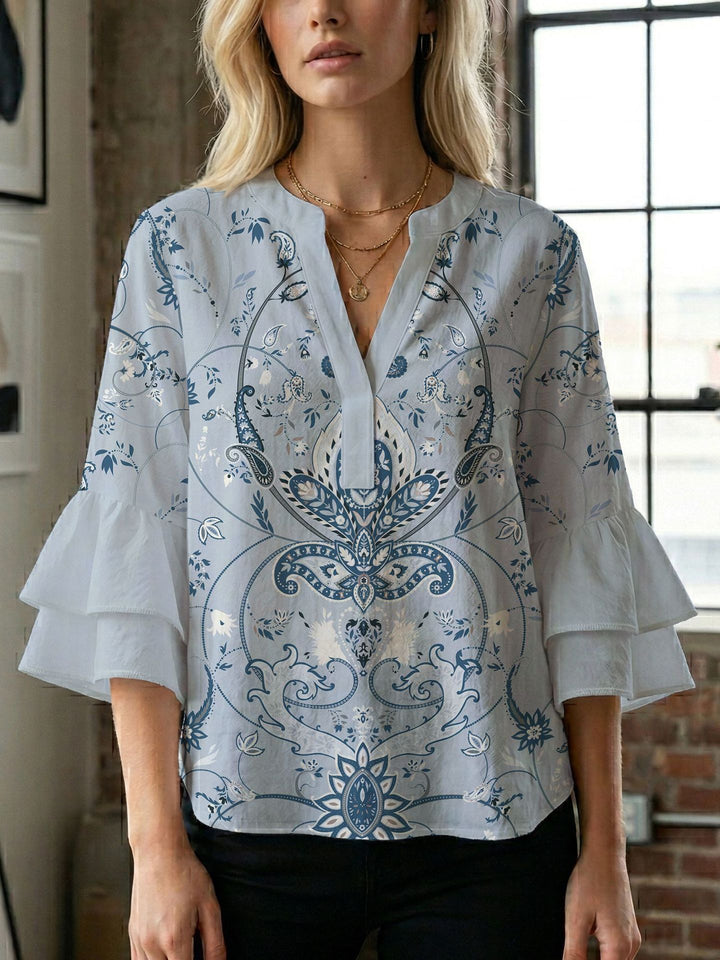 Ladies blouse with beautiful floral design Lisslune