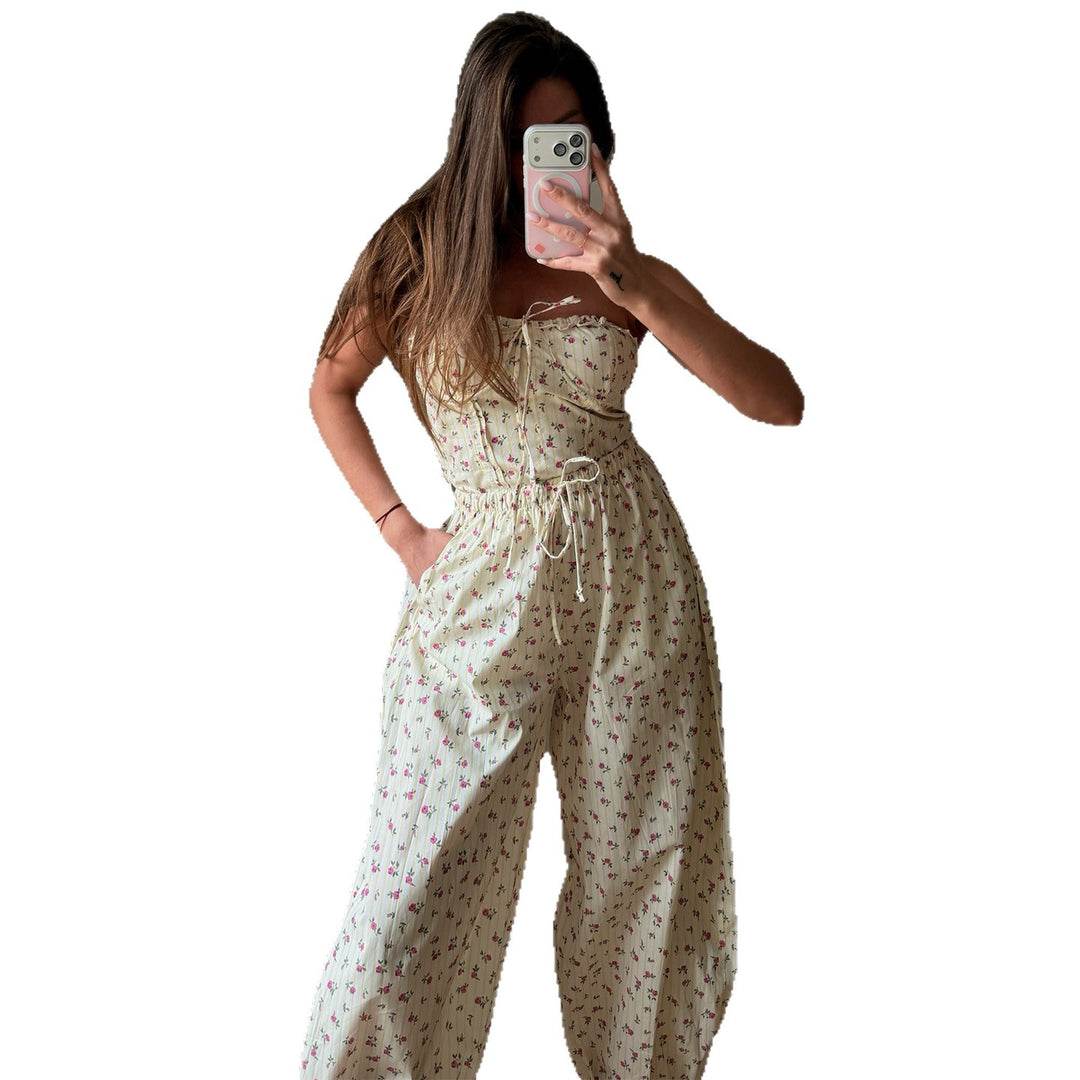 Ladies jumpsuit with playful flower pattern and elastic waist drawstring Lisslune