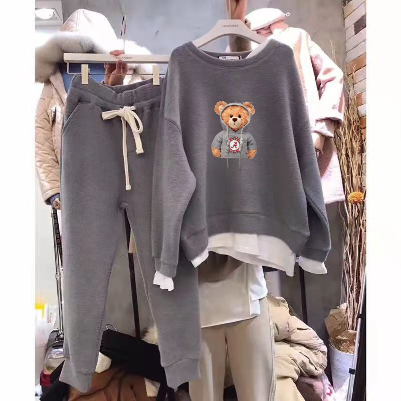 Women's Leisure Lounge Set with Bear Motif and Casual Cut Lisslune