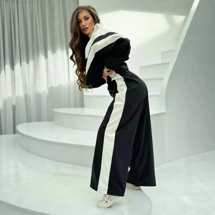 Women's sporty two-piece set with trendy zipper and contrasting color block elements Lisslune