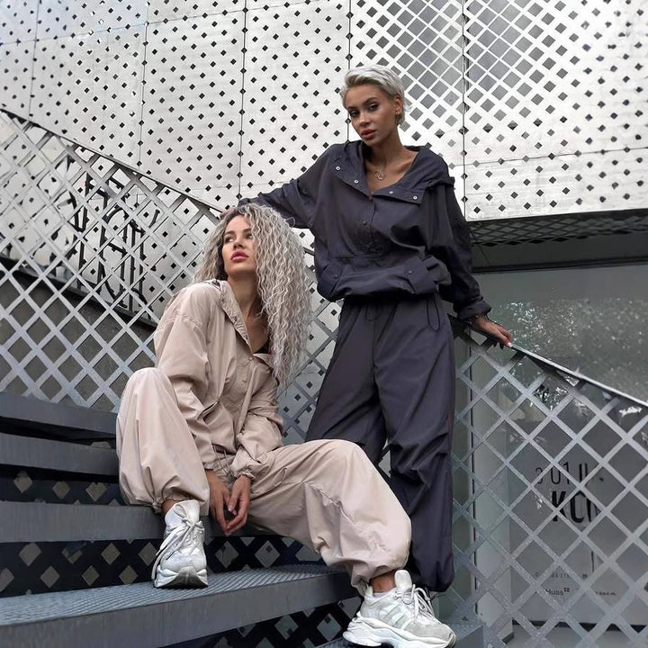 Women's sporty oversized jacket with practical pockets Lisslune
