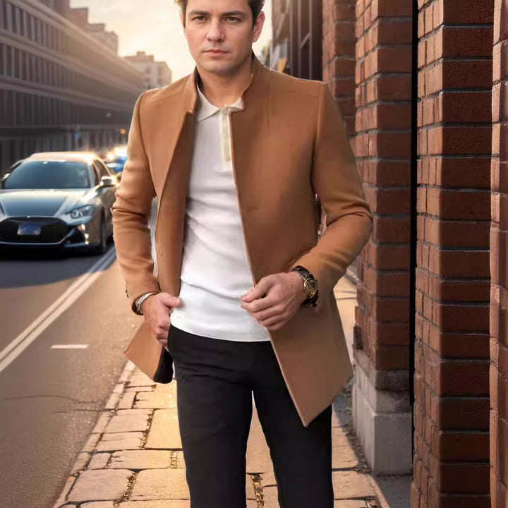 Men's fashionable coat with modern collar and tailored fit Lisslune