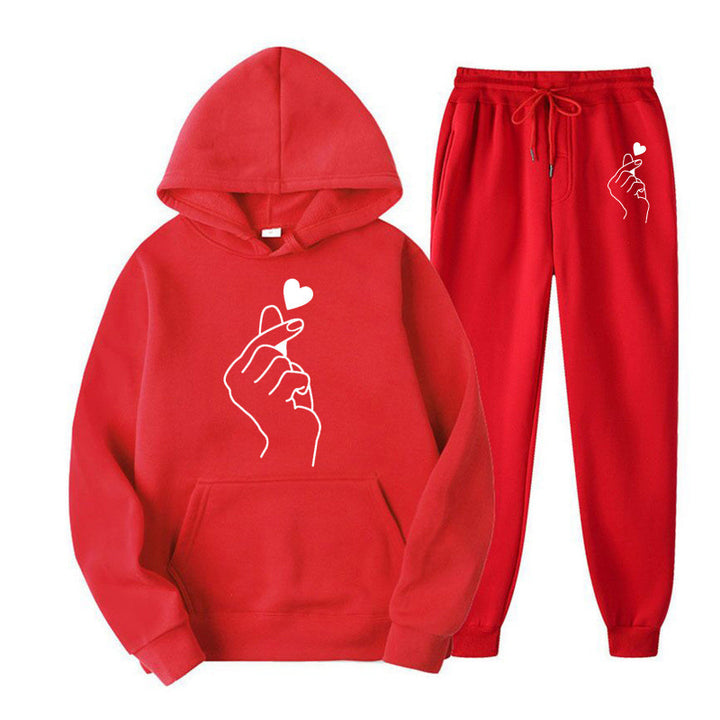 Women's tracksuit with creative heart motif and comfortable fit Lisslune