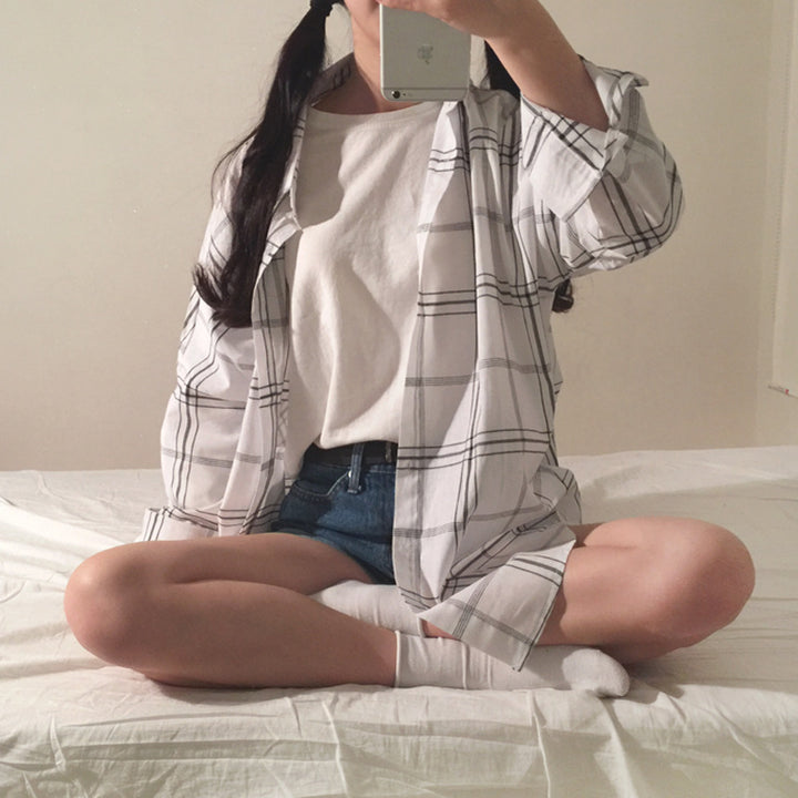 Women's striped overshirt blouse in a casual cut with oversized sleeves