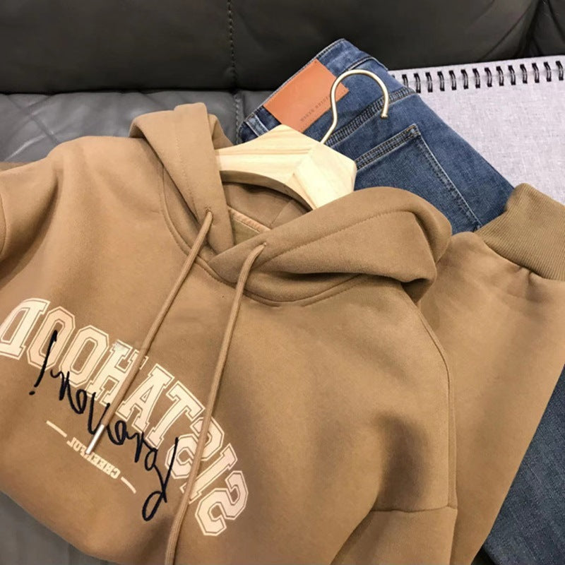 Women's hoodie with creative lettering and casual oversized fit