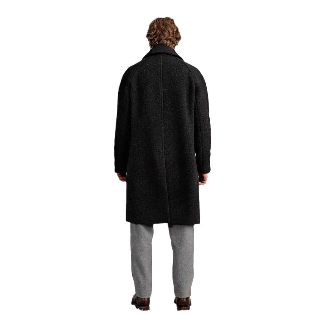 Men's elegant sheepskin coat with textured upper material and practical closure Lisslune