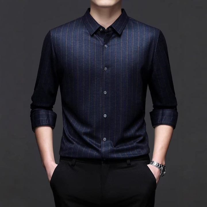 Men's long-sleeve shirt with fine striped texture and modern cut Lisslune