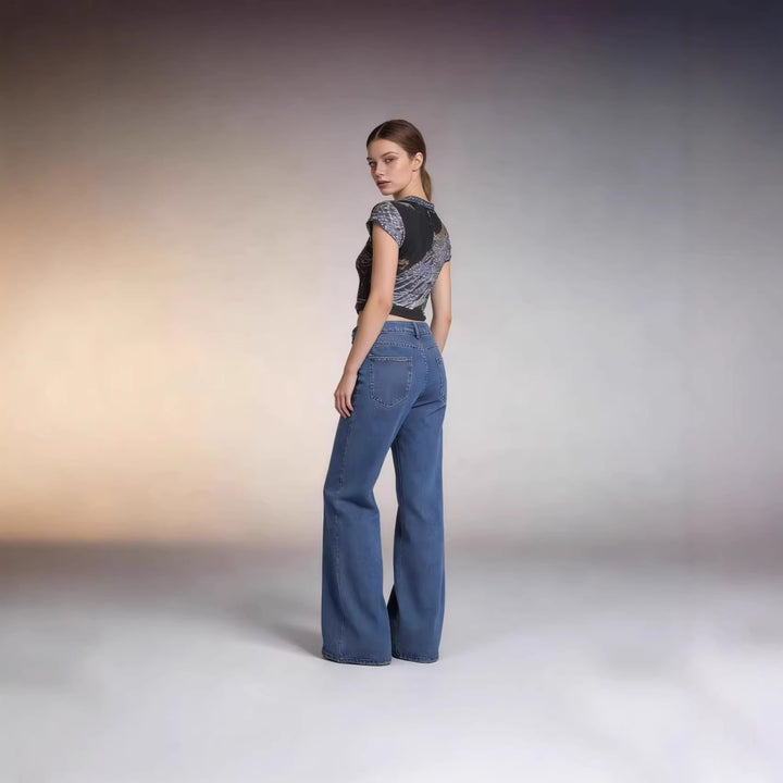 Women high-waisted wide jeans in casual style with elegant pleating Lisslune