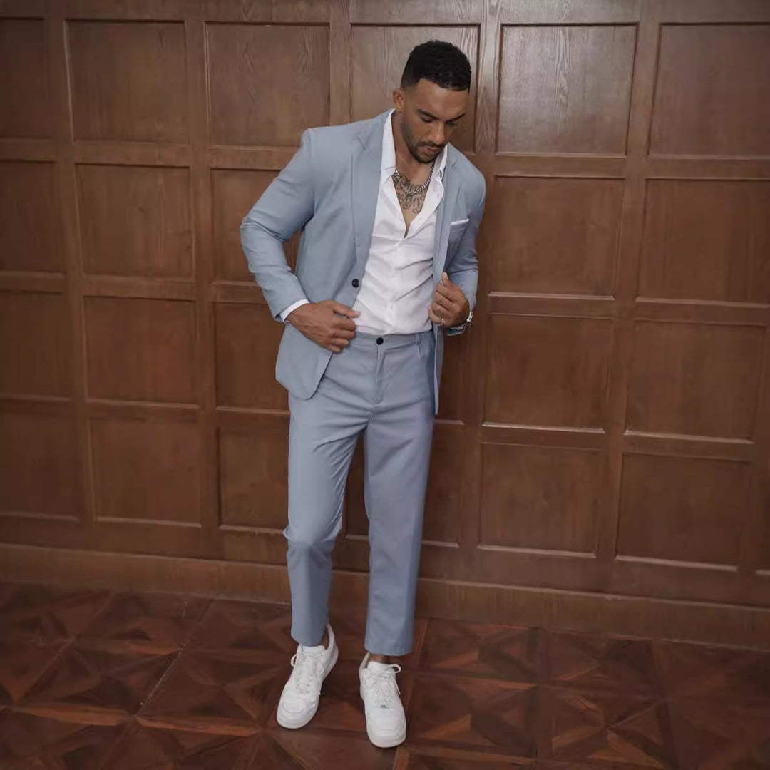 Men's Elegant Suit with Light Cut and Narrow Lapel Lisslune