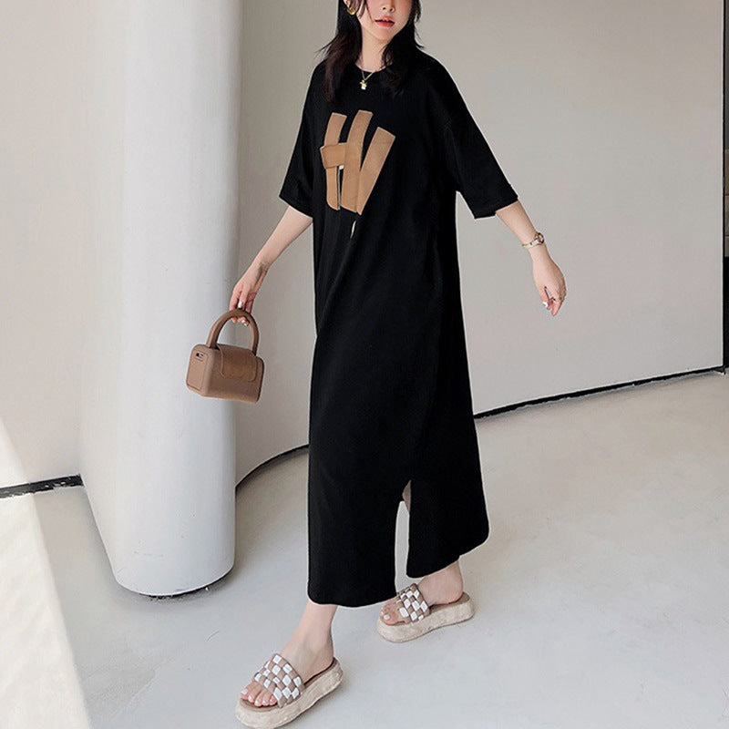 Women’s long sleeve dress with creative graphic print and loose fit